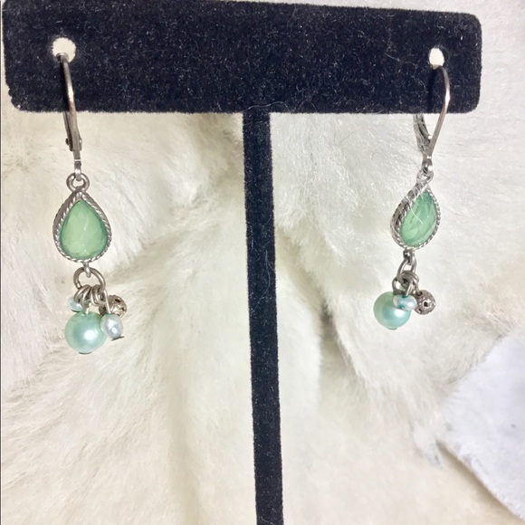 Jewelry - Green Sterling Dangle Earrings